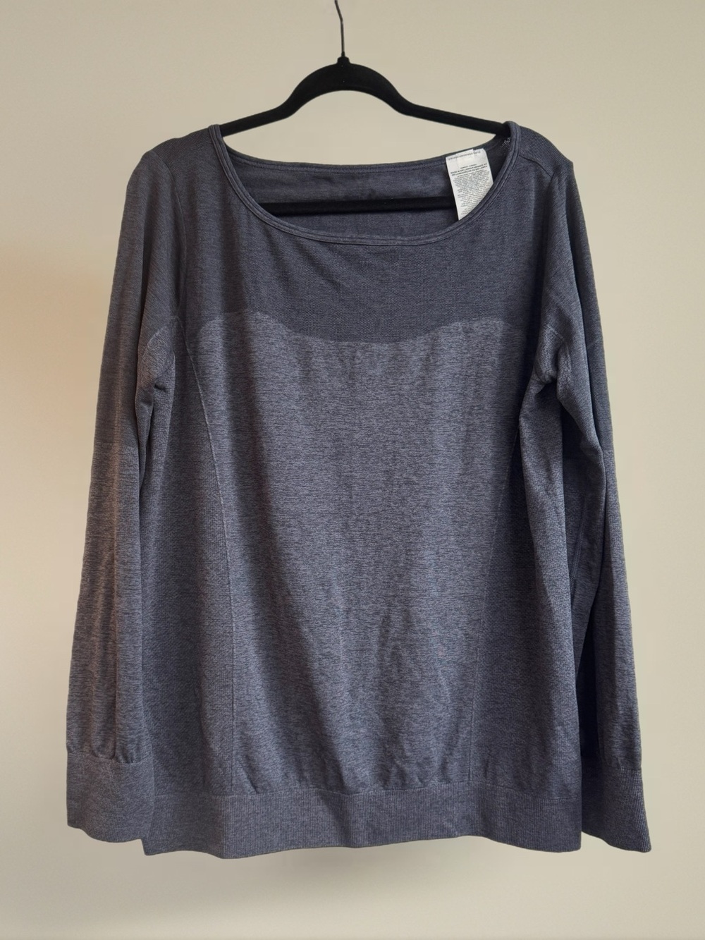 Nike Women’s Dry-fit Gray Lightweight Long Sleeve Tee XL